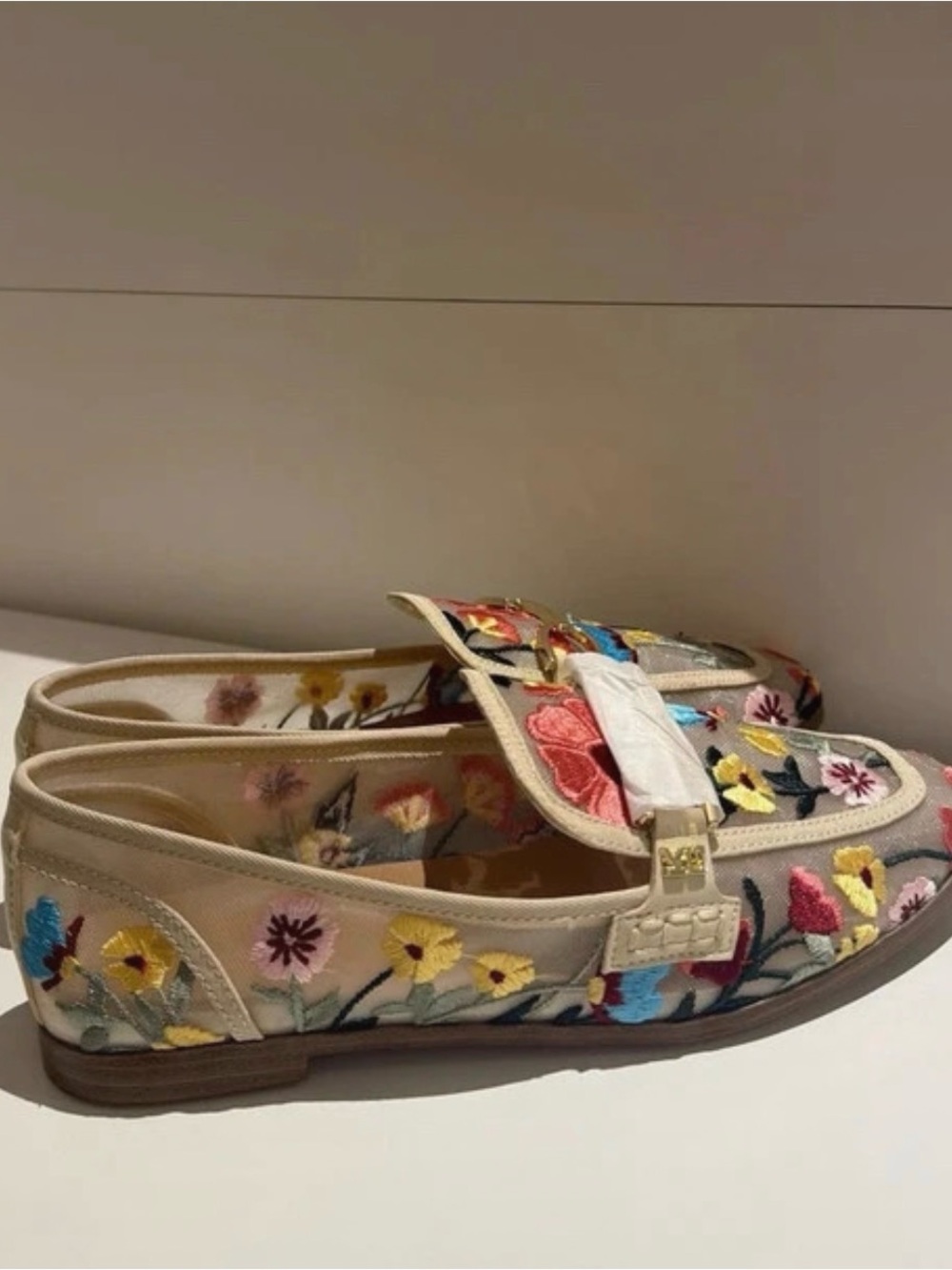 Kurt Geiger Embroidered Floral Mesh Loafers - Beige NWOB - Picture 2 of 3